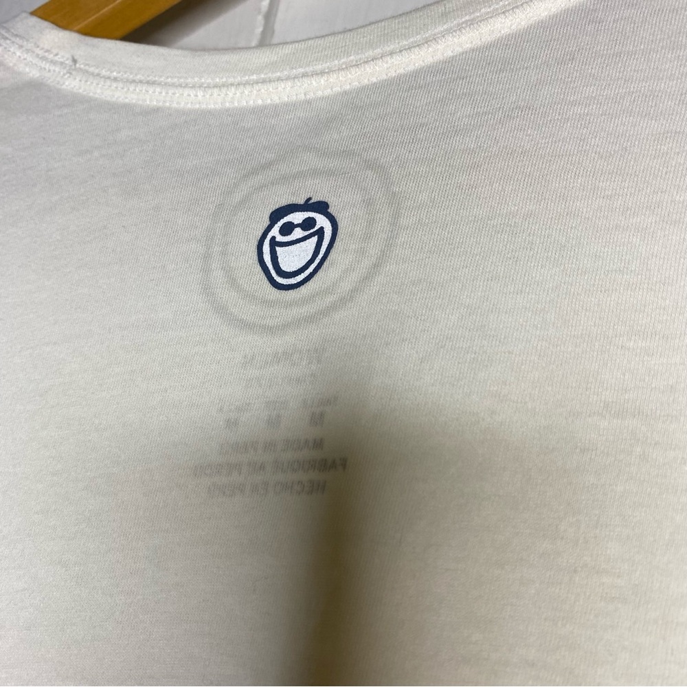 Life Is Good size M : 100% cotton lightweight casual ‘life is good’ graphic top - Picture 4 of 6